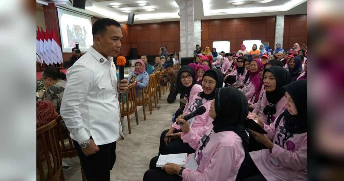 Sekolah Lansia: Cegah Depresi dan Tingkatkan Produktivitas Lansia Indonesia