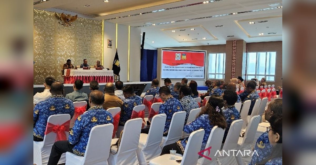 Papua Gubernur Harap UU Atasi Kompleksitas Masalah Tanah Adat