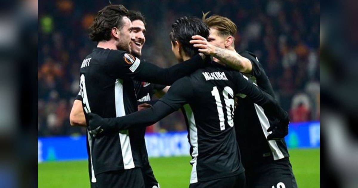 AZ Lolos ke 16 Besar Liga Europa Meski Ditahan Imbang Galatasaray