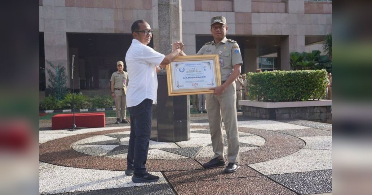 Munjirin, Wali Kota Jaksel, Raih Penghargaan Tokoh Inspiratif 2024