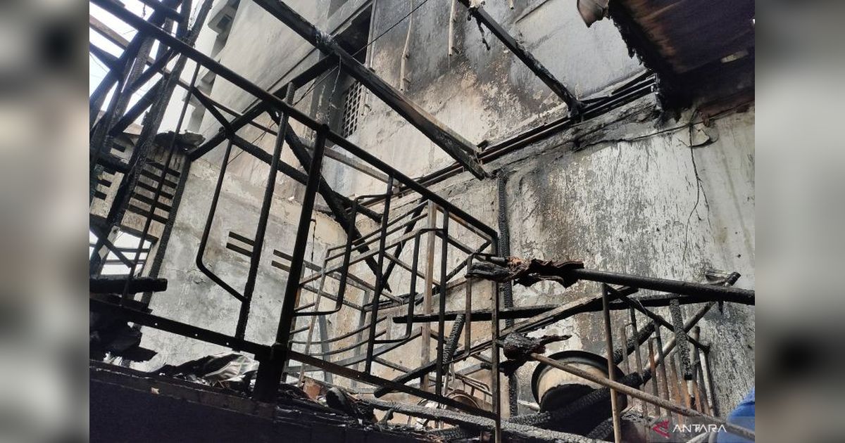 Kebakaran Hotel 101 Urban: Api Berasal dari Gudang Optik, Tidak Ada Korban Jiwa