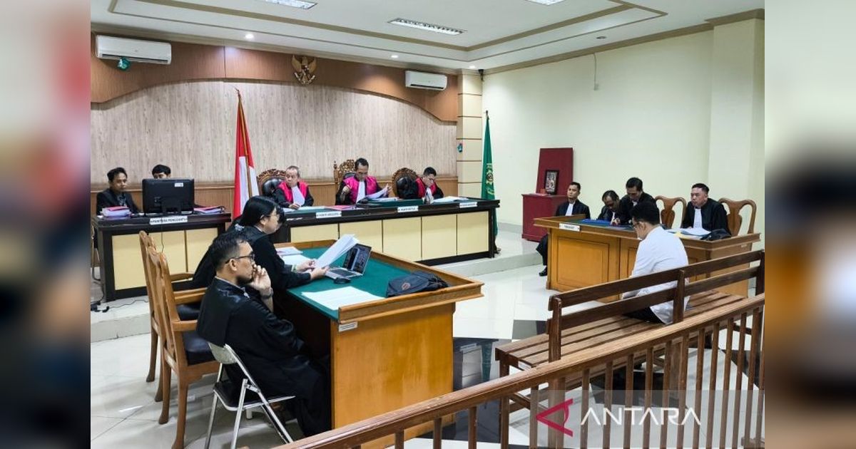 Eks Kadis PUPR Kalsel Didakwa Terima Gratifikasi Rp12,4 Miliar