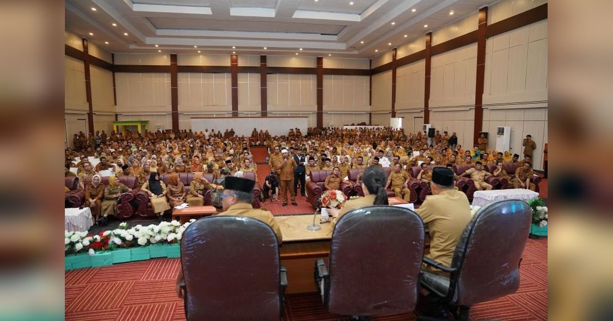 Gubernur Maluku Utara Akui Keluhan Masyarakat Soal Lambatnya Kinerja Pemprov