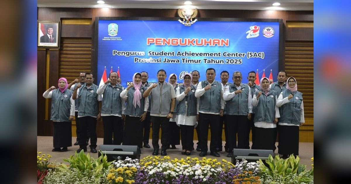 Dindik Jatim Kukuhkan Pengurus SAC Provinsi: Perkuat Iklim Prestasi Pelajar