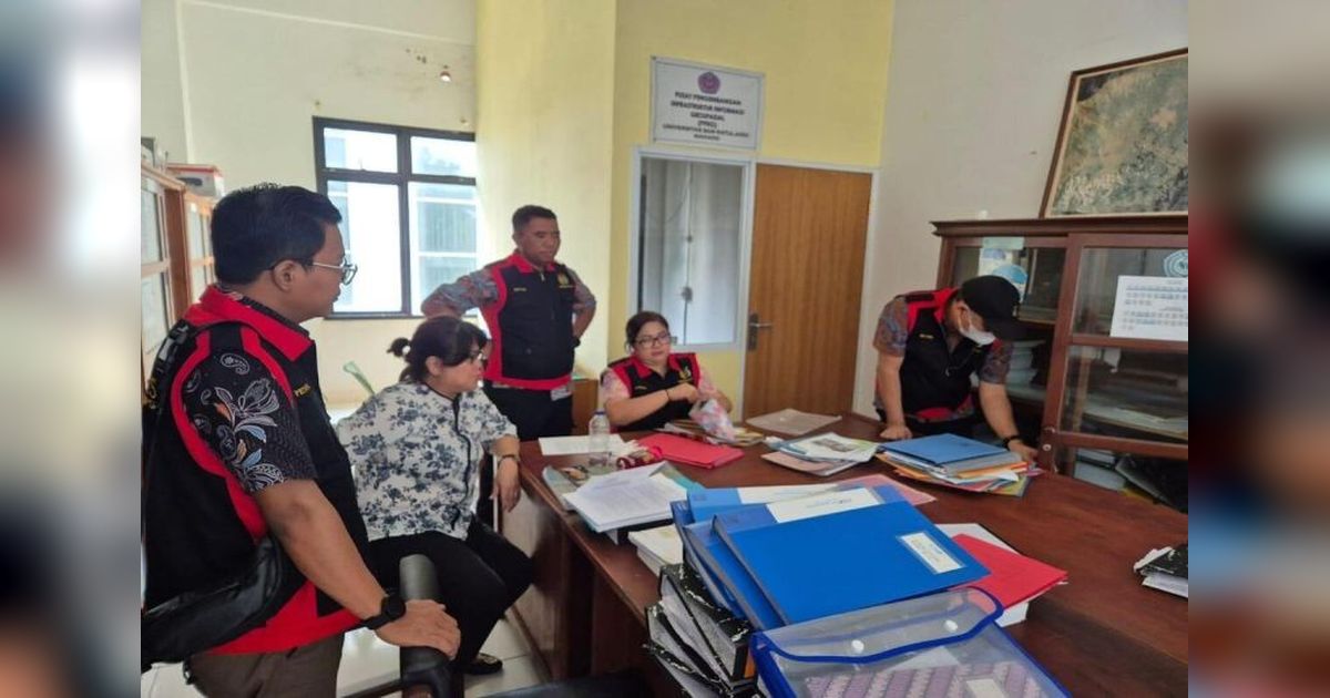 Kejati Sulut Geledah Rektorat dan Kantor LPPM Unsrat Terkait Dugaan Korupsi