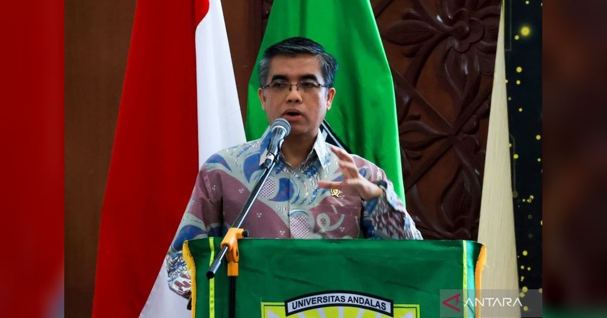Menaker Yassierli Kuliah Umum Ergonomi di Unand: Rancang Kerja Sehat dan Produktif
