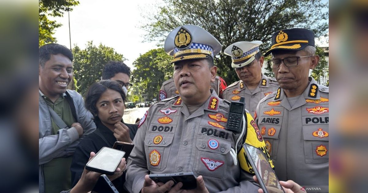 Polda Jabar Batasi Truk Sumbu Tiga Mulai 24 Maret 2025: Antisipasi Kemacetan dan Kecelakaan