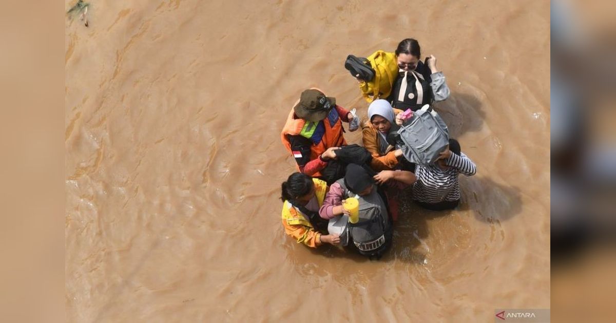 Pemkab Temanggung Salurkan Bantuan Rp125 Juta dan 5 Ton Beras untuk Korban Banjir Jakarta-Bekasi