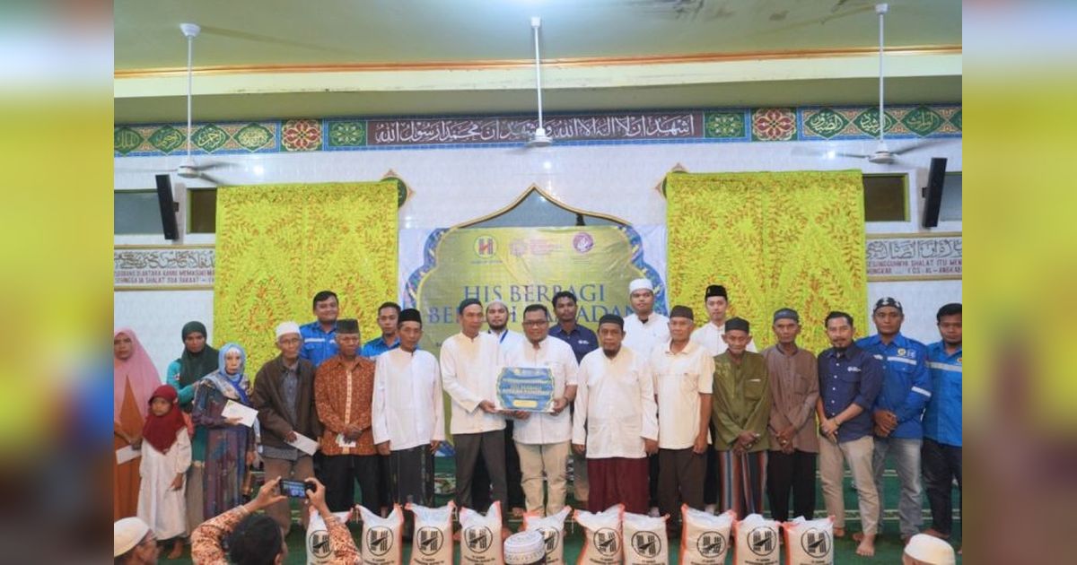 Hasnur Berbagi Beras Jelang Lebaran, Tebar Kebaikan di Barito Kuala