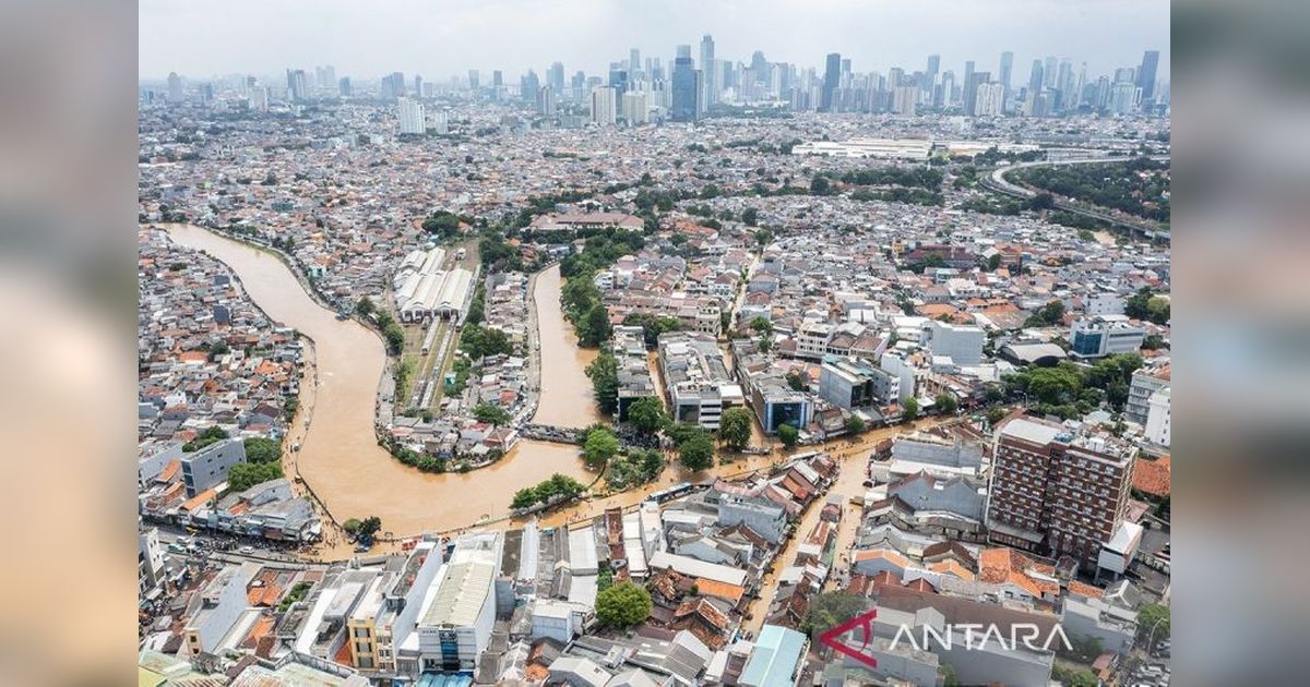 Banjir Jabodetabek 2024: Kerugian Mencapai Rp1,69 Triliun!