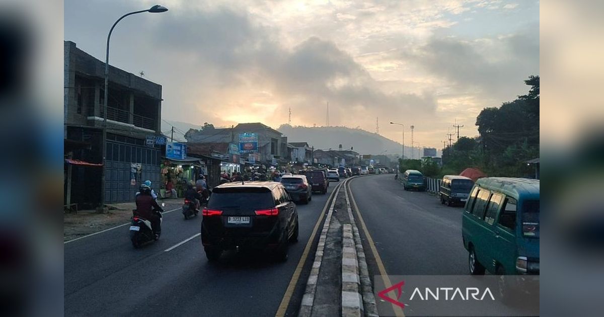 H-3 Lebaran 2025: Jalur Nagreg Mulai Dipadati Pemudik, Puncak Arus Mudik Diperkirakan Hari Ini