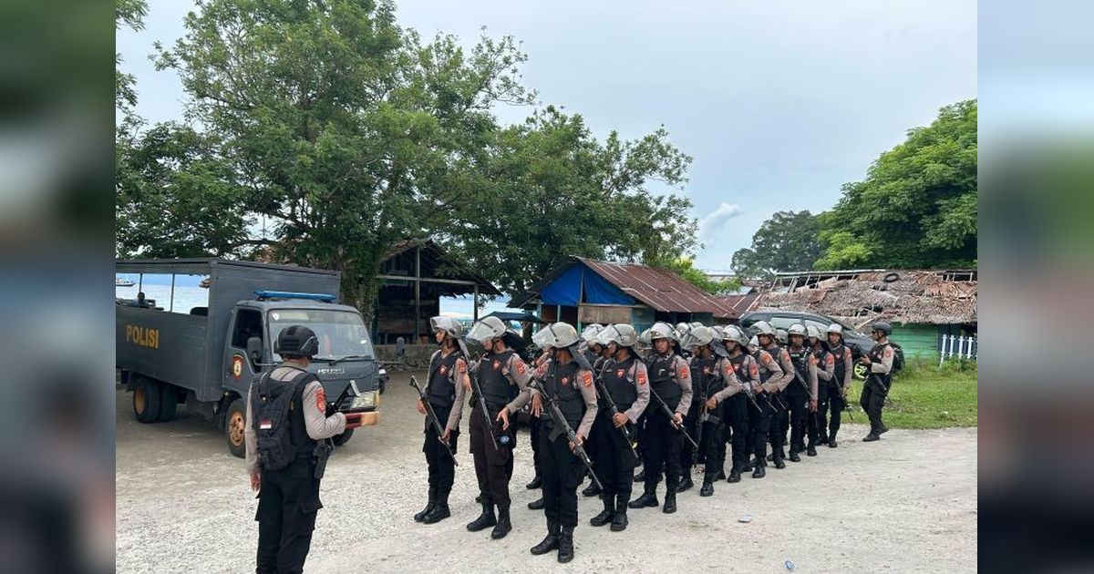 Situasi Desa Sawai Maluku Kondusif Pasca Bentrok, Satu Polisi Gugur