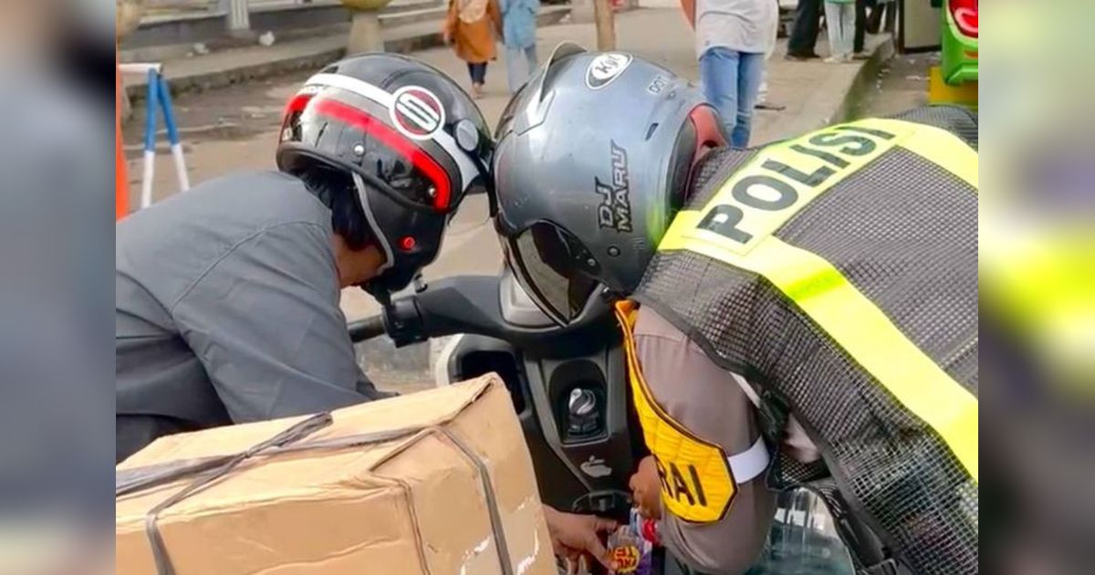 Polres Lampung Tengah Berikan Layanan BBM Gratis untuk Pemudik