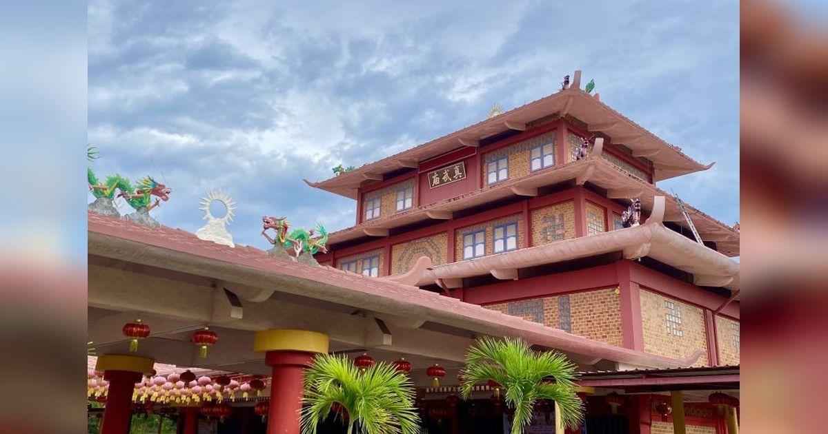 33 Bhikkhu Tudhong Singgah di Batam, Gaungkan Toleransi Antaragama