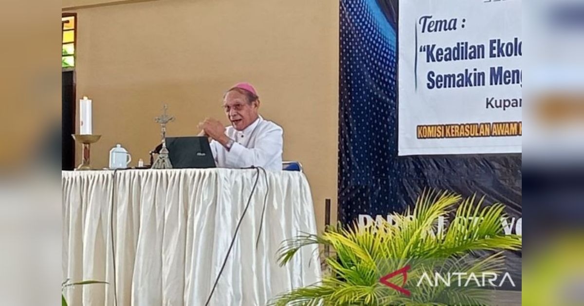 Uskup Emeritus Mgr. Petrus Turang Tutup Usia, Umat Katolik Kupang Berduka