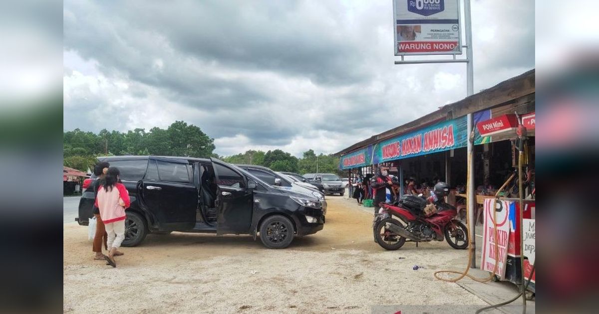 Trans Kalimantan Palangka Raya-Barito Timur Ramai Pemudik, Pendapatan Pedagang Melonjak!