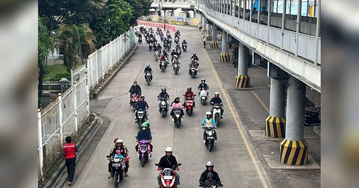 Pelabuhan Bakauheni Dipadati Pemudik Motor di H+3 Lebaran 2025
