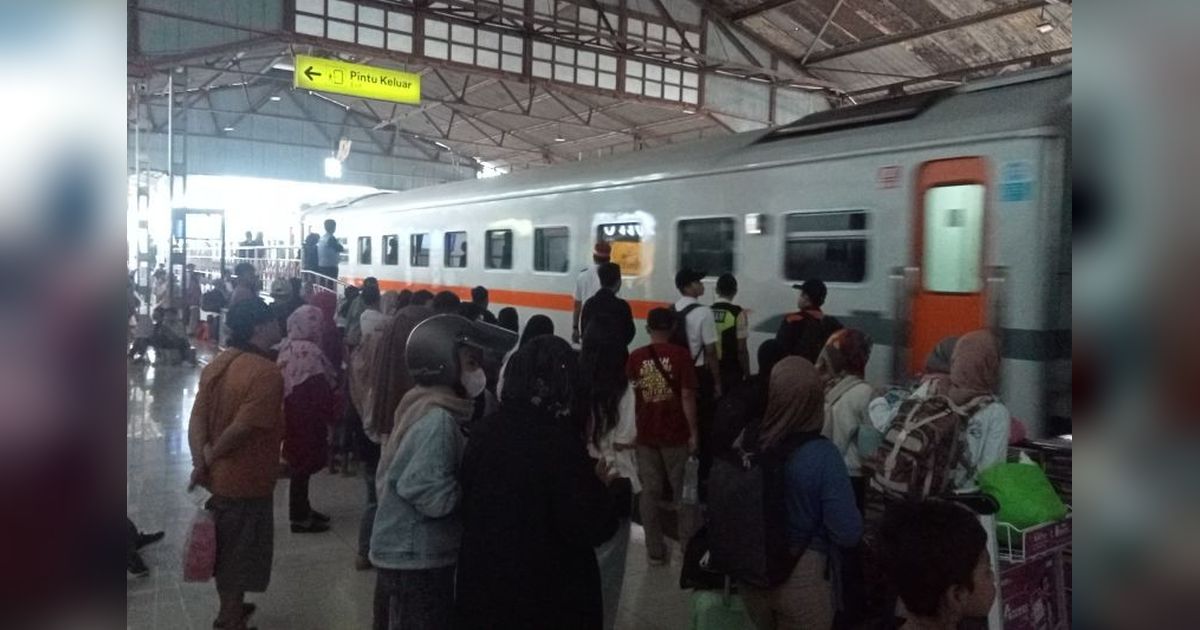 KAI Daop 7 Madiun Pantau Lonjakan Penumpang Arus Balik Lebaran 2025