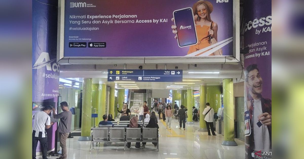 Penumpang Kereta Api di Jakarta Sabtu Lebih Sedikit Dibanding Jumat