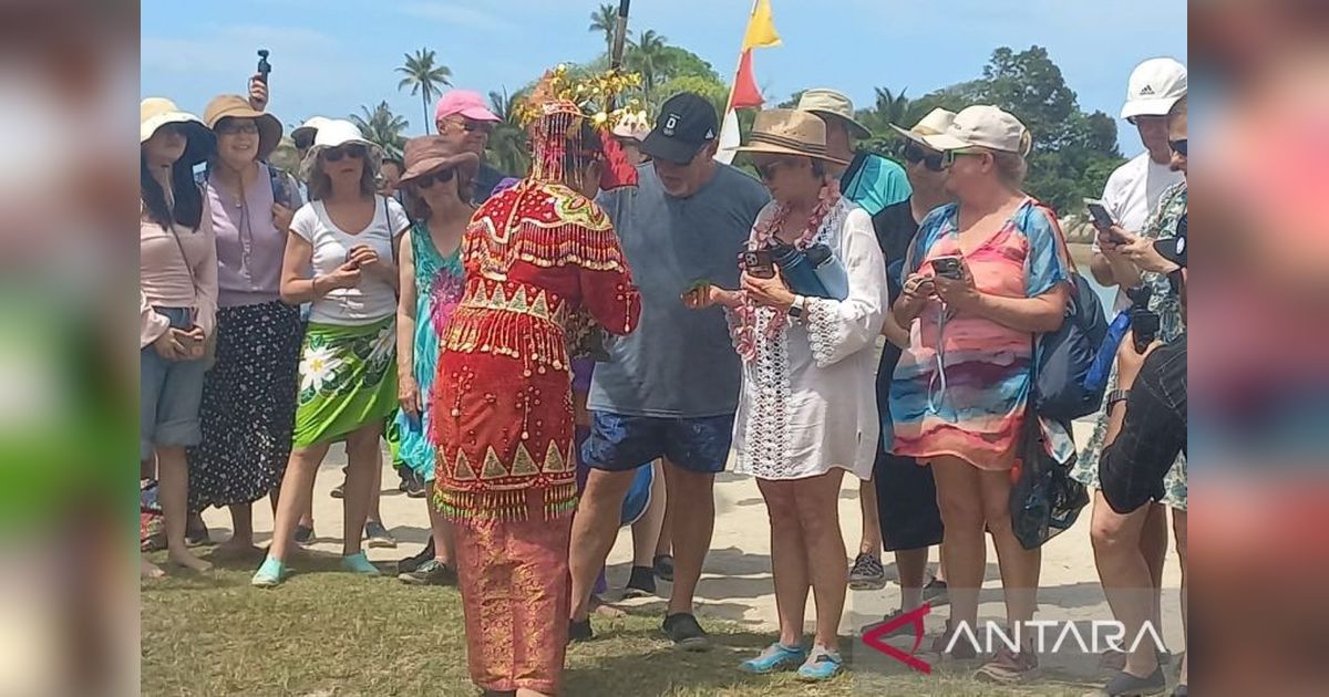 Libur Lebaran: 10 Ribu Wisatawan Ramaikan Destinasi Wisata Bangka