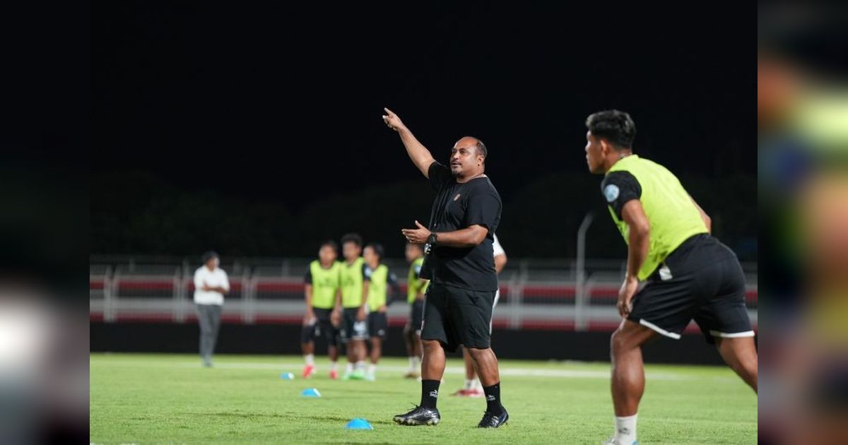 Imran Nahumarury: Pelatih Terbaik Liga 1, Bukti Kompetensi Juru Taktik Lokal
