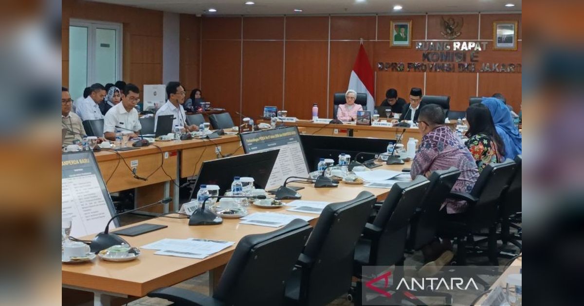 Orang Tua Pilih Sekolah Swasta: Tren yang Bikin DPRD DKI Jakarta Waswas