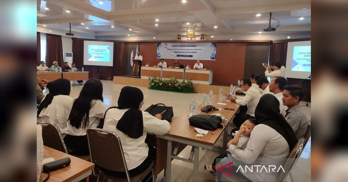 Erna Sari Dewi, Anggota DPR RI, Pimpin Akuatik Bengkulu: Targetkan Atlet Tembus Nasional
