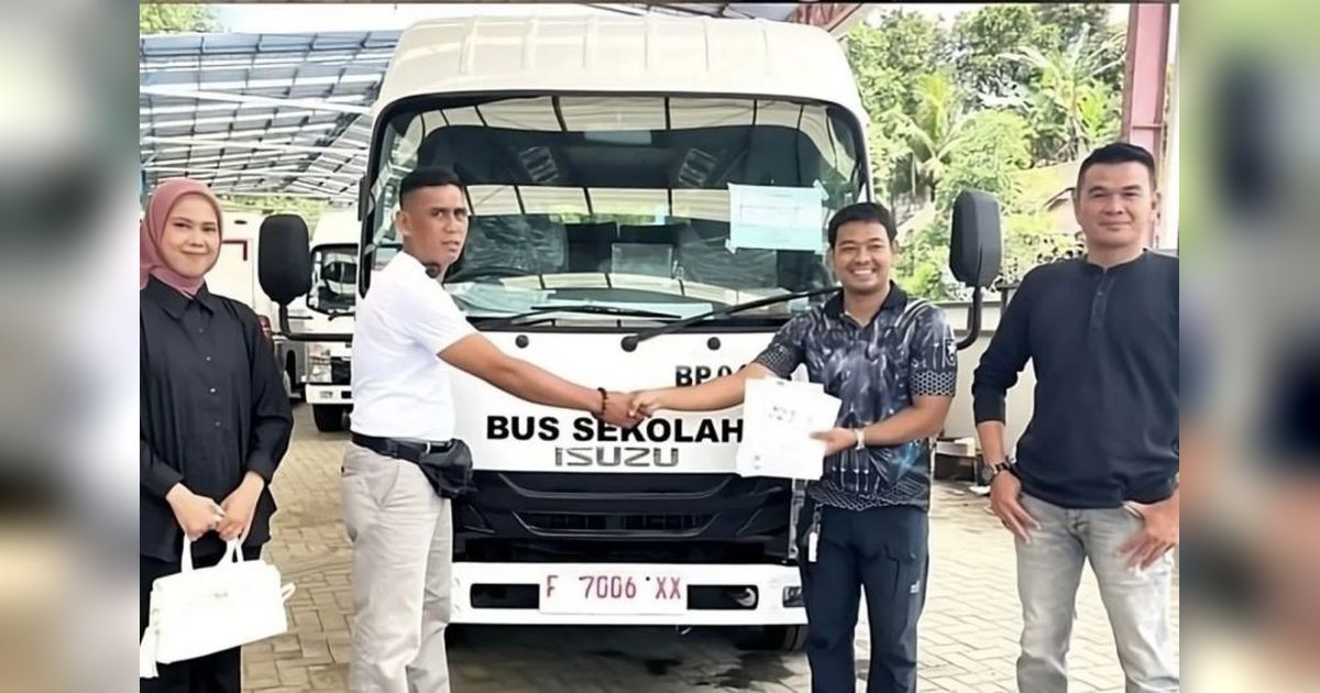 Inhil, Riau Terima Bantuan Bus Sekolah dari Kemenhub untuk Program Trans Inhil Hebat