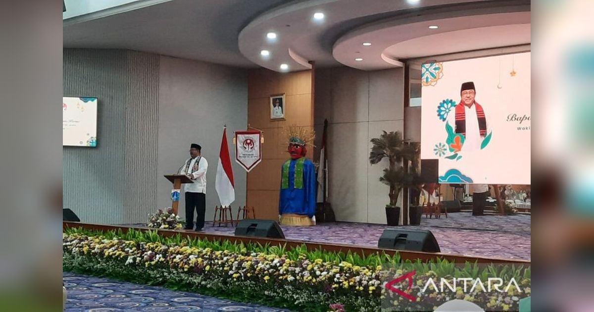 Wagub Rano Usul Bangun Pusat Oleh-Oleh di Monas: Solusi Baru untuk UMKM Jakarta?