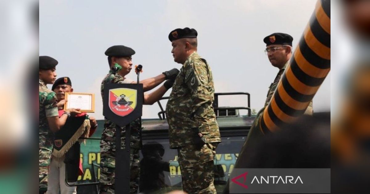 Bupati Bogor Terima Brevet Kehormatan Kavaleri TNI AD