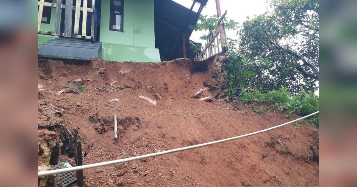 Longsor di Kota Sorong Akibat Hujan Deras, BPBD Lakukan Pendataan Korban