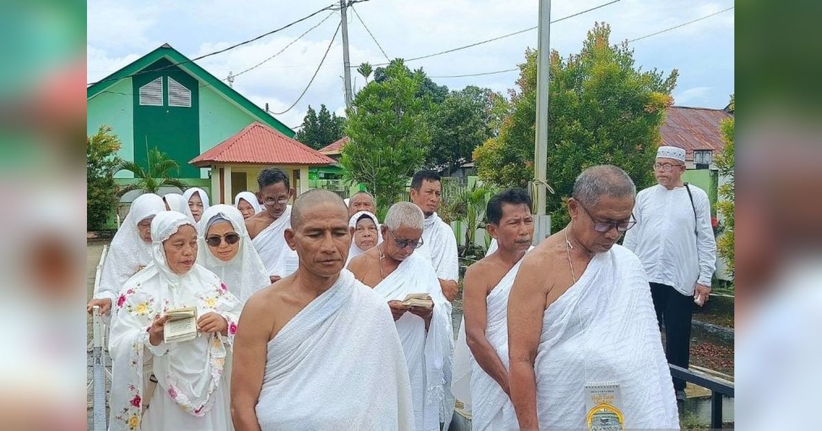 Kemenag Bolmut Gelar Manasik Haji: Simulasi Thawaf hingga Lempar Jumroh