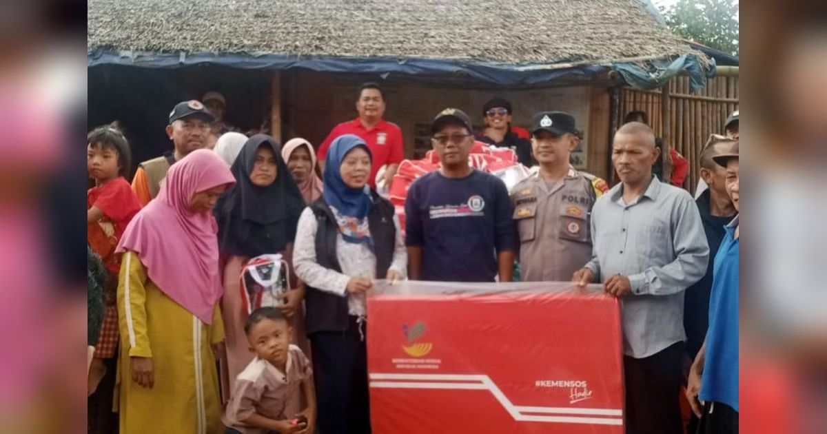 Tagana Lebak Salurkan Bantuan untuk Korban Banjir Bandang 2020