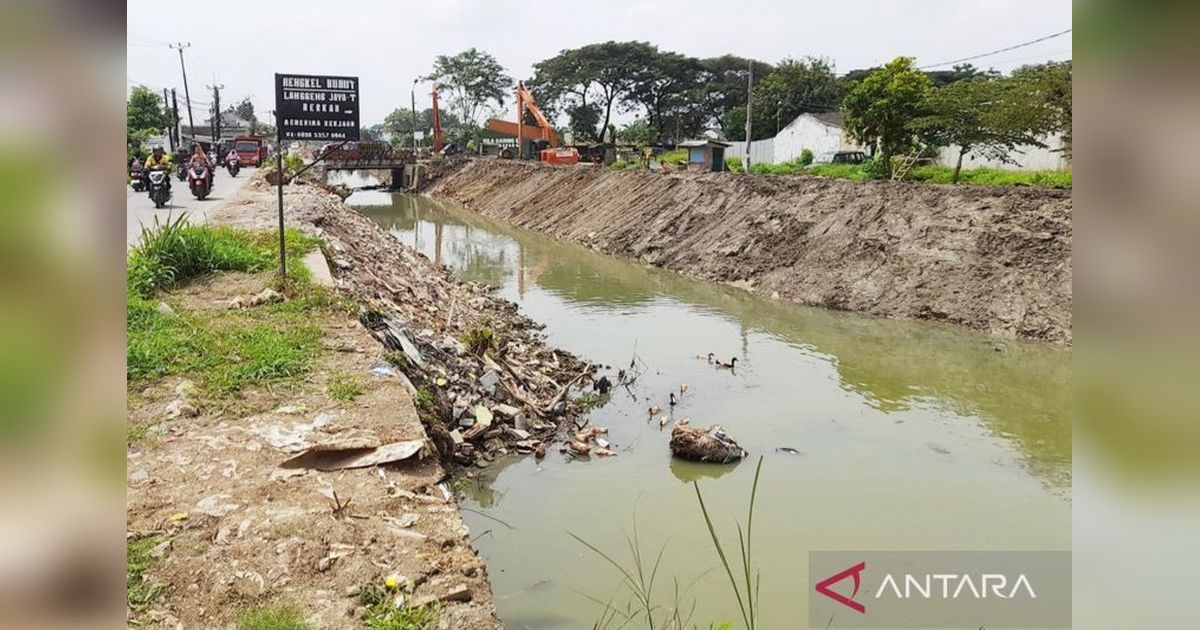 Pemkab Bekasi Perlebar Jalan Raya Gabus, Akses Tol Cibitung Lebih Lancar