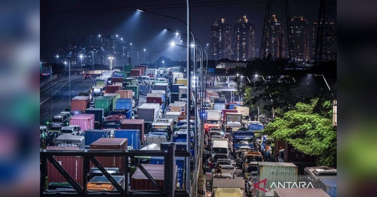 DPR Minta Manajemen NPCT 1 Diperbaiki Usai Kemacetan Parah Tanjung Priok