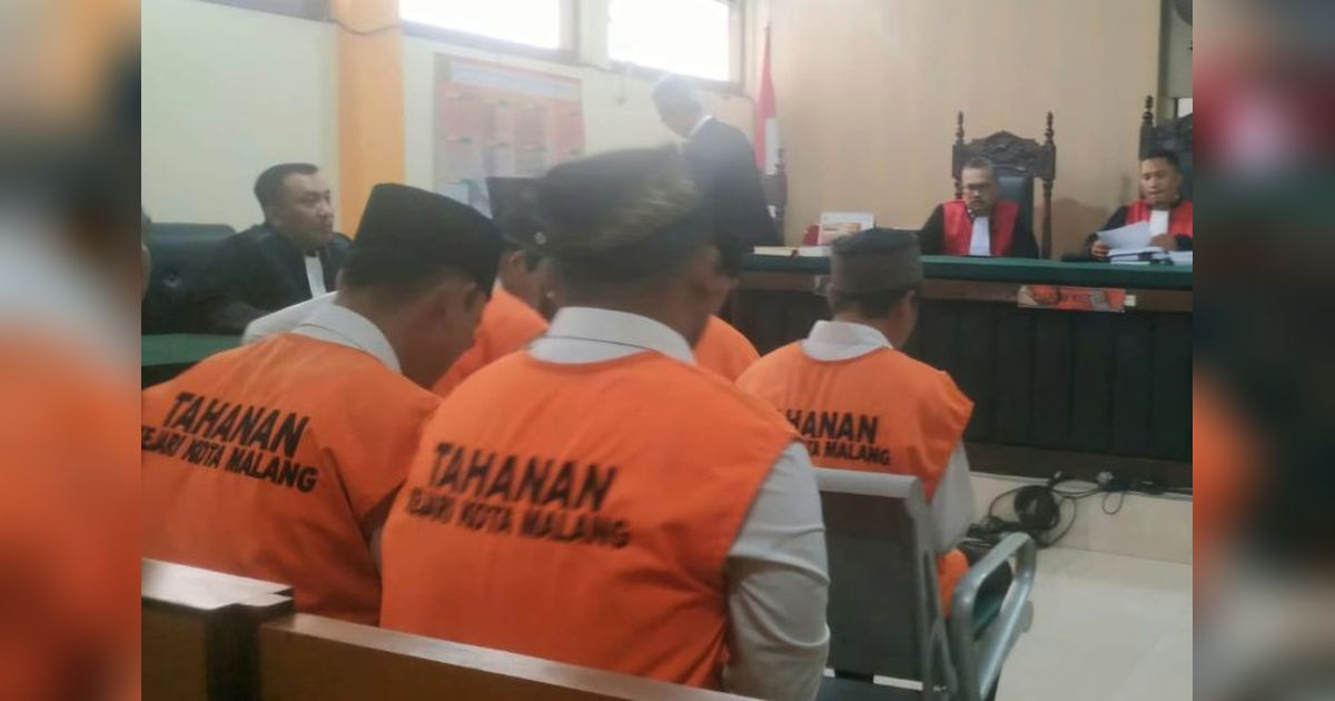 Pabrik Narkoba Malang: 8 Terdakwa Divonis 18-20 Tahun Penjara