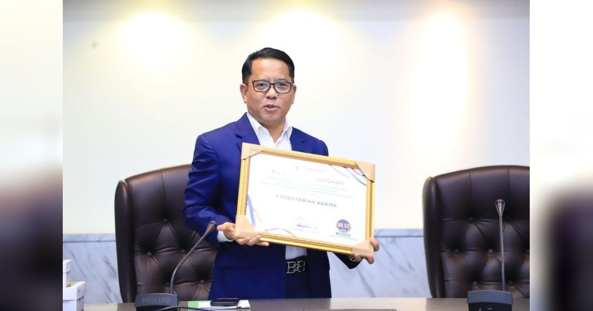 Kemenag Raih Penghargaan Pelayanan Publik Tertinggi dari Ombudsman