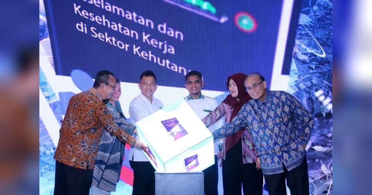 Indonesia Terdepan: Implementasi Kaidah K3 ILO di Sektor Kehutanan