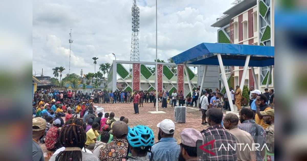 Penerbangan Subsidi Mimika Terkendala Keamanan, Warga Demo!