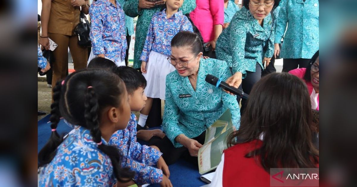 Pemprov Maluku dan TP-PKK Gelar Pemeriksaan Gigi dan Mulut Gratis untuk Anak