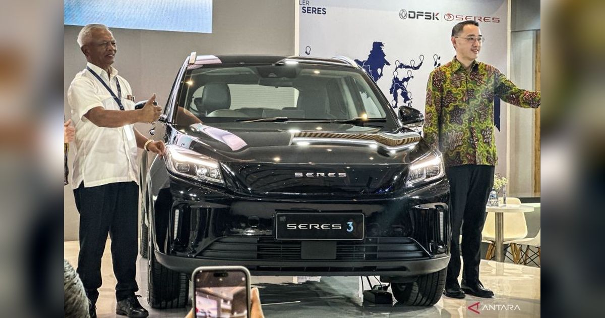 Seres 3: SUV Listrik Rp300 Jutaan Resmi Meluncur di PEVS 2025