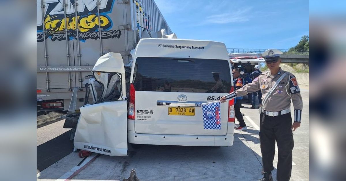 Kecelakaan Maut Tol Cisumdawu: Tiga Tewas, Empat Lainnya Luka-luka