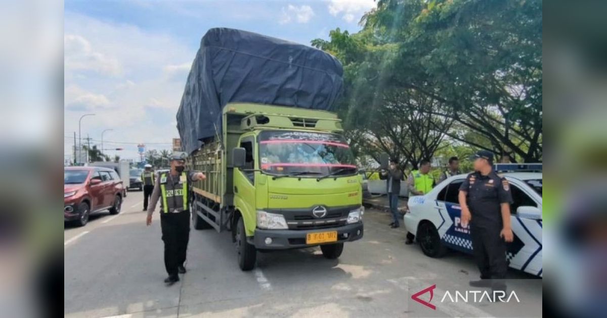 Razia ODOL di Madiun: Sembilan Truk Ditilang, Ancam Keselamatan dan Infrastruktur Jalan