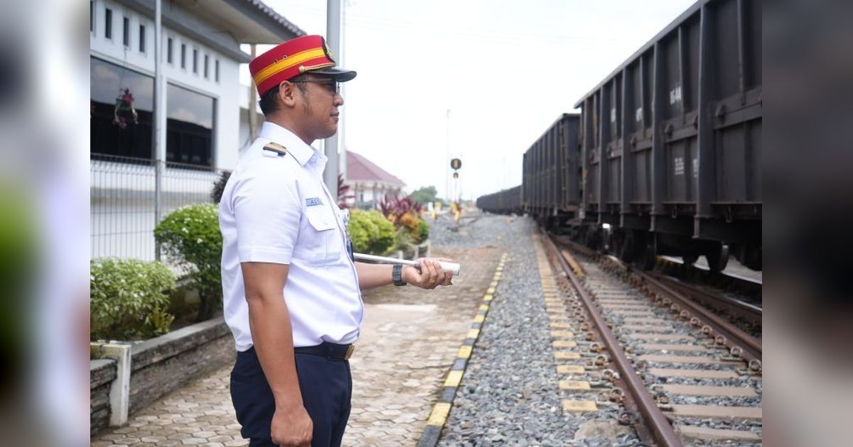 KAI Palembang Pastikan Keselamatan Perjalanan Kereta Api dengan Sertifikasi Petugas Operasional