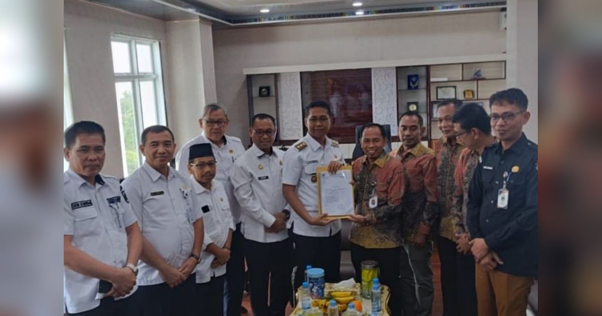 KPU Rohil Kembalikan Rp6,51 Miliar Sisa Dana Pilkada 2024