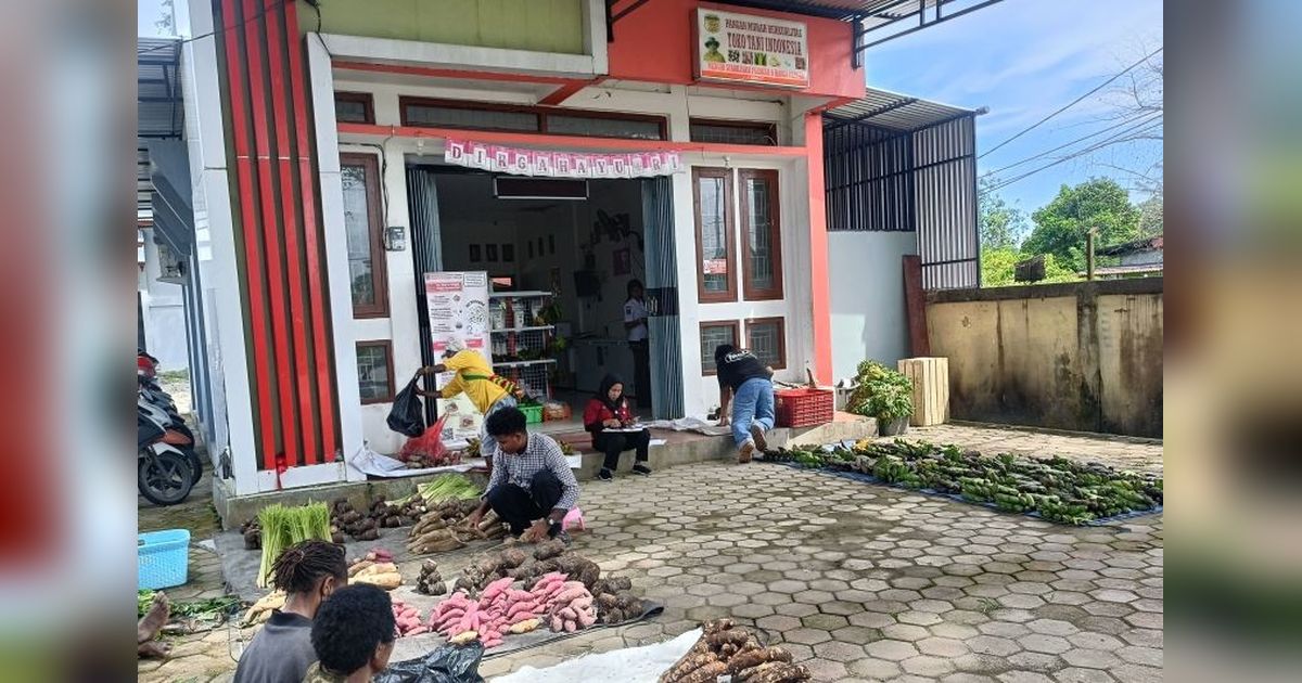 Toko Tani Indonesia: Solusi Pemasaran Hasil Kebun Petani OAP Mimika