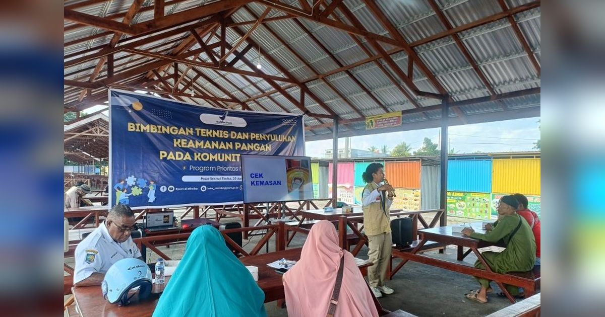 BPOM Mimika Edukasi Pedagang Pasar Sentral Timika tentang Keamanan Pangan
