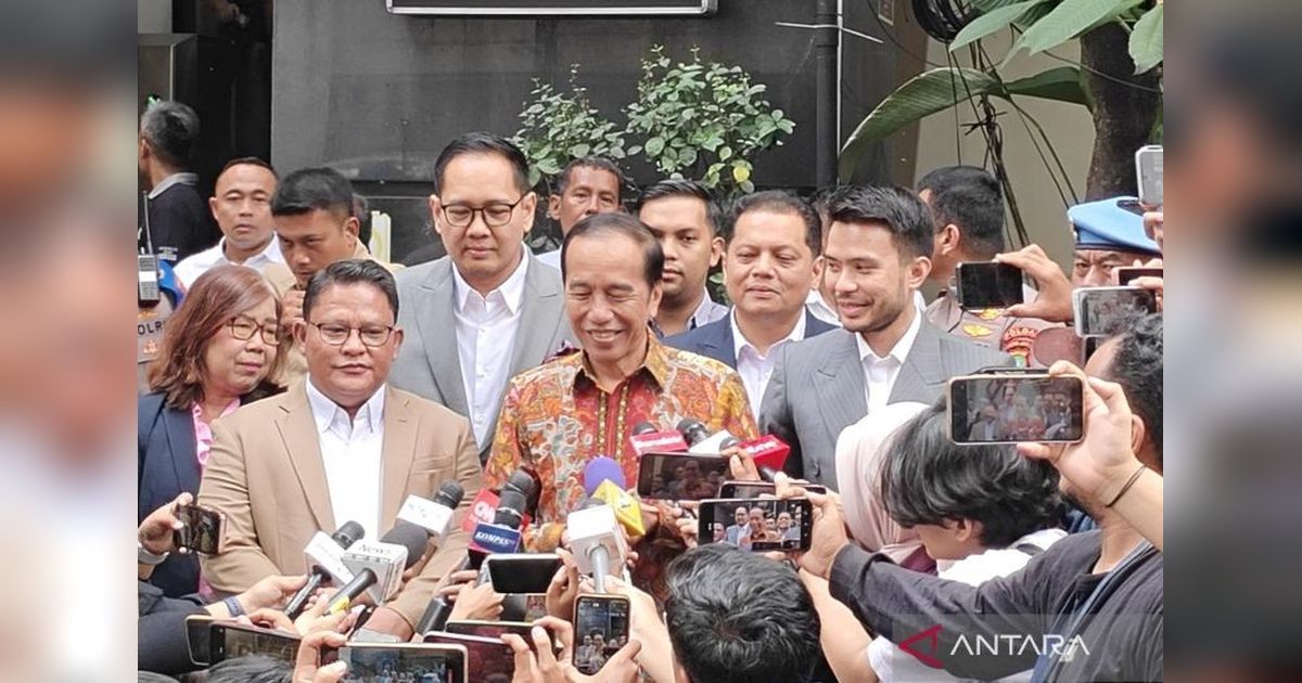 Jokowi Laporkan Tudingan Ijazah Palsu, Persilakan Polisi Periksa via Forensik Digital