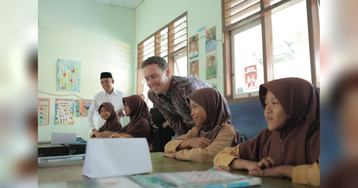 Australia Dukung Transformasi Pembelajaran di Lombok Tengah: SDN 2 Tanak Awu Jadi Contoh