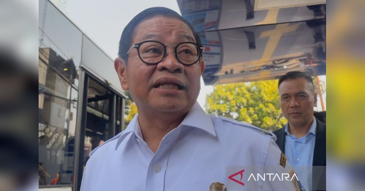 Pramono Anung Wajibkan ASN DKI Naik Transportasi Umum, Satpol PP Turut Awasi!